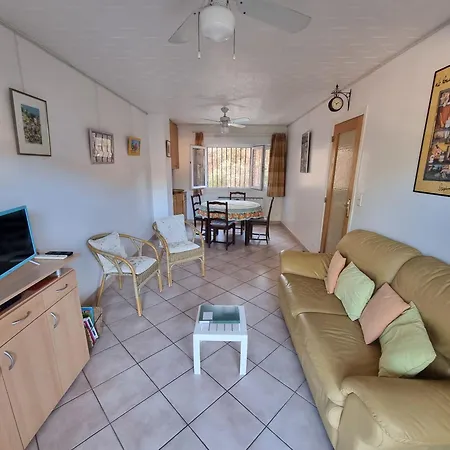 T3 Calme Avec Terrasse Et Cuisine Equipee, A 300m De La De - Fr-1-309-246 Apartment *