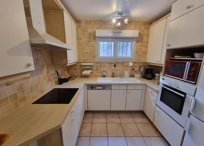 דירה T3 Calme Avec Terrasse Et Cuisine Equipee, A 300m De La De - Fr-1-309-246 קוליור